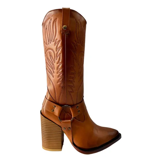 Bota Larga Con Estribo Estilo Vaquero En Color Tan