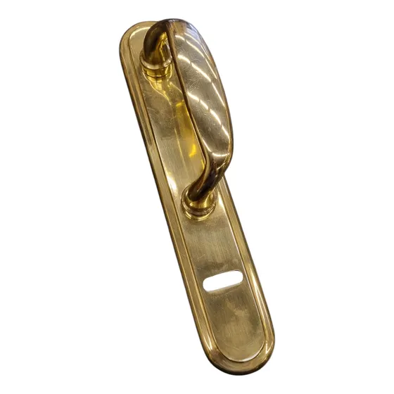Manijon Verona Currao Llave Universal Bronce Pulido Con Laca