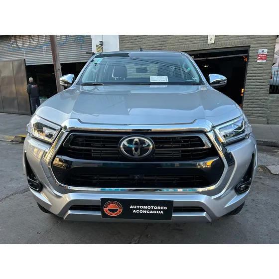 Toyota Hilux Pick-up 2.8 Cd Srx 204cv 4x4 At