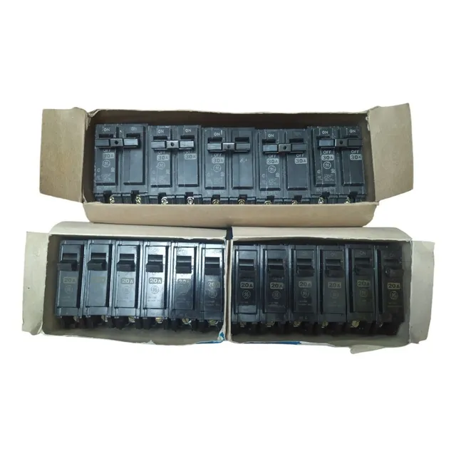 Interruptor Automático Ge Tql-thql 2p 30a Curva C Eléctrico