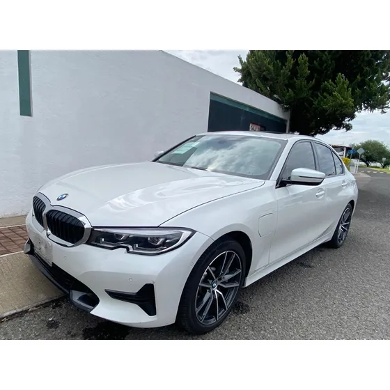 Bmw Serie 3 2.0 330ia Sport Line At