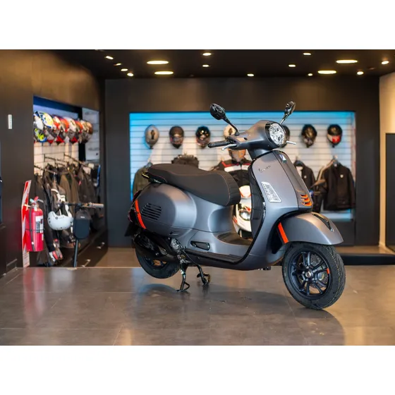 Vespa Gts 300cc Hpe Super Sport Gris Mate Motoplex San Isidr