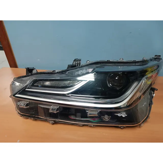 Faro Izquierdo Toyota Corolla Seg 2021 2022 2023 2024