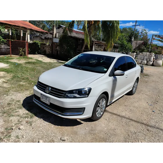 Volkswagen Vento 1.6 Confortline Tdi