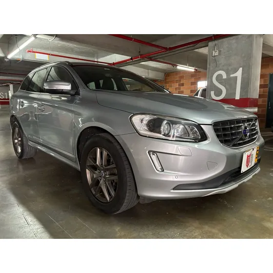 Volvo Xc60 2.0 T5 Awd Momentum