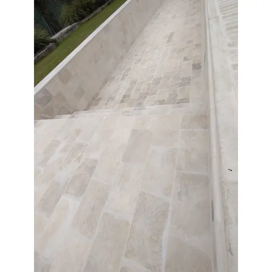Losetas De Marmol Travertino Rustico Alisado De 40x25x1,2 Beige Rustico Alisado