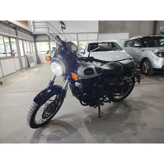 Benelli Imeriale 400
