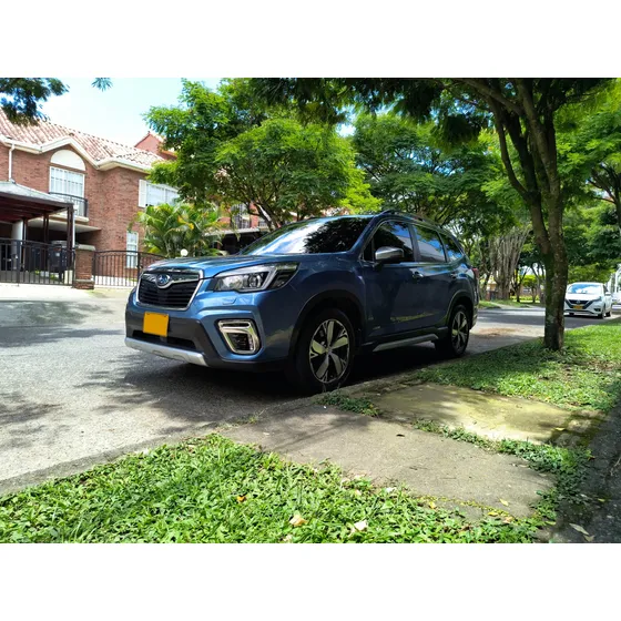 Subaru Forester 2.5i-s Es
