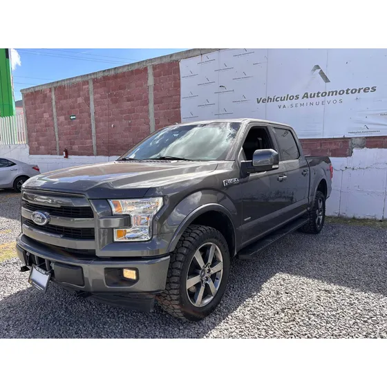 Ford Lariat Crew Cab