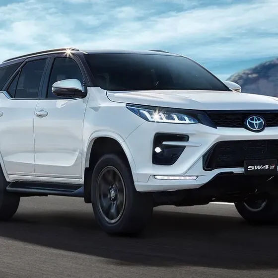 Toyota Fortuner Gr 2026 4x4 Tdi 2.8l At Euro 6 Gazoo Racing 2026 en Vitacura - RM (Metropolitana) usado