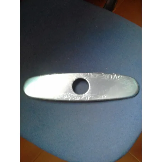 Flange Ovalado Cromado Para Grupos De Monomando
