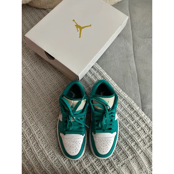 Jordan Air 1 Low 5.5 Nike (22,5cm)