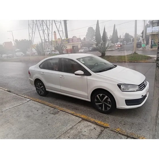 Volkswagen Vento 1.6 Starline Mt