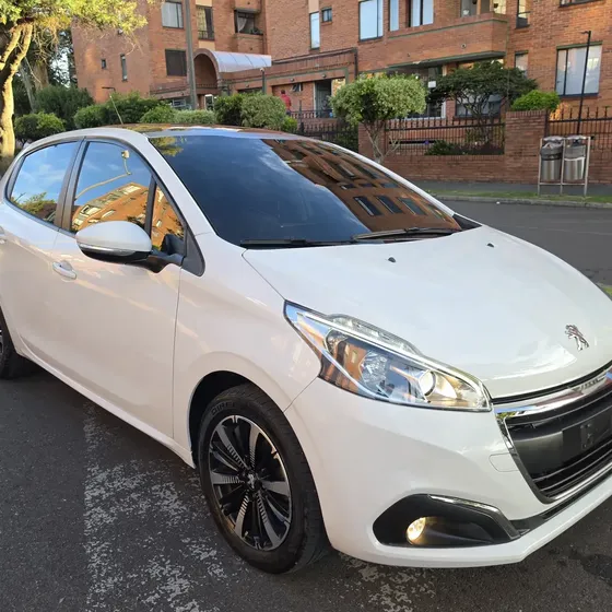 Peugeot 208 2019 1.6 Allure Vti