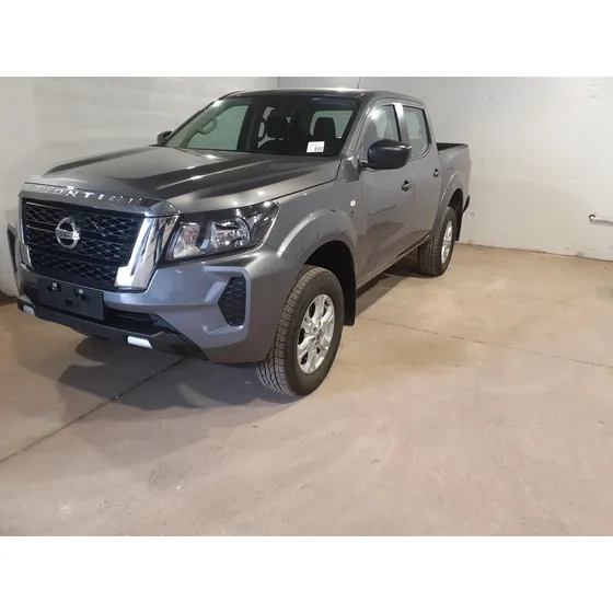 Nissan Frontier Se