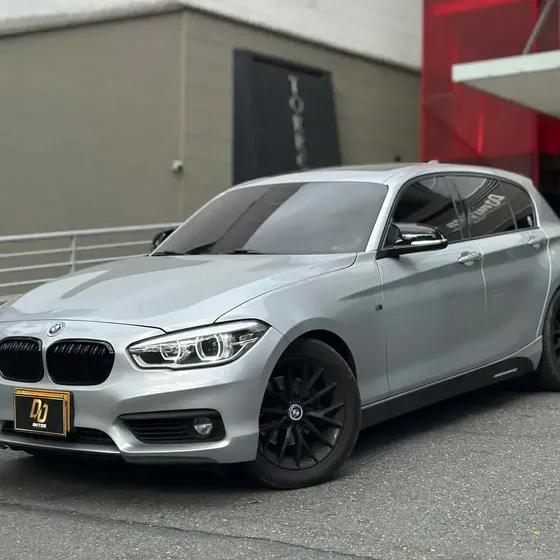 BMW Serie 1 2018 2.0 120i F20 Lci Comfort