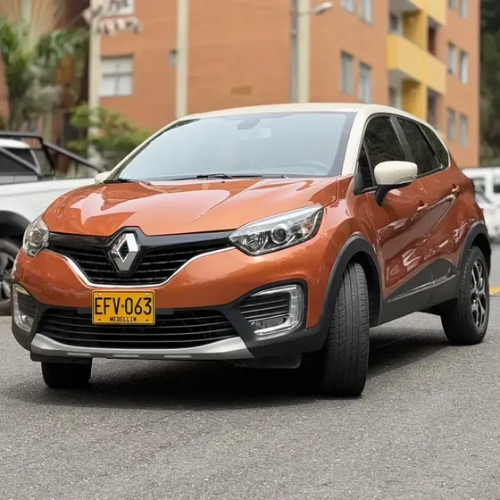 Renault Captur 2018 2.0 Intens Automática