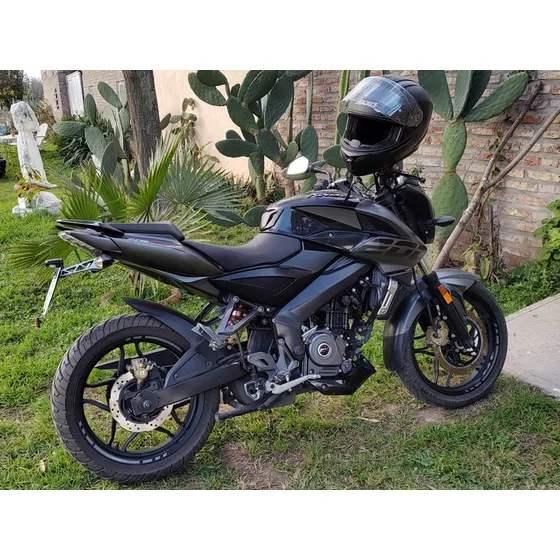 Bajaj Ns 200