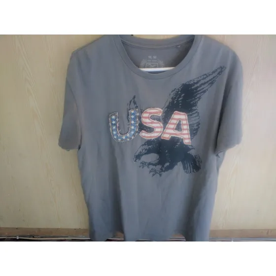 Franela Collection Howard, Talla M. Nueva. Importada. 