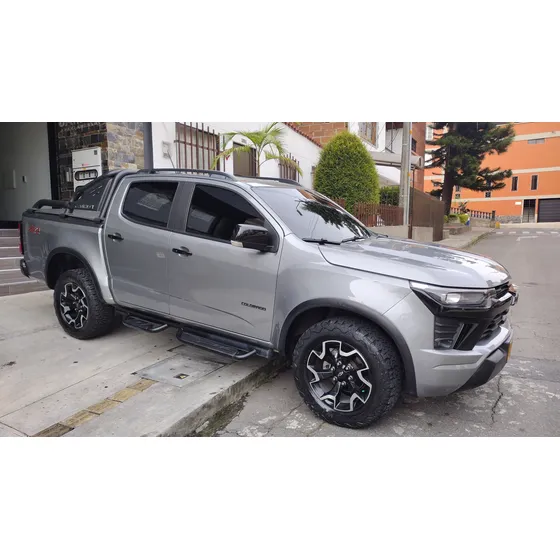 Chevrolet Colorado 2.8 Cd Z71 4x4 At