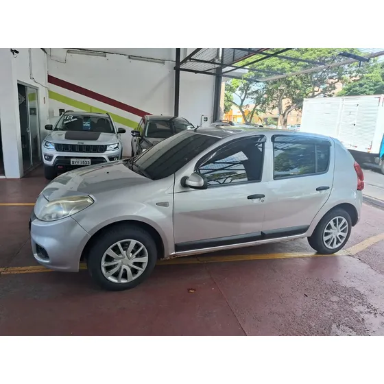 Renault Sandero 1.6 Expression 8v Flex 4p Manual