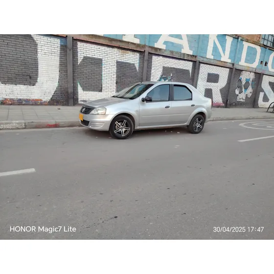 Renault Logan 1.4