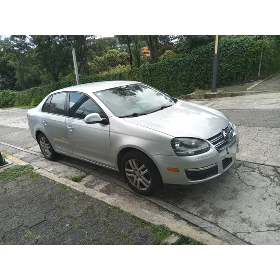 Volkswagen Bora 2.5 Style Tiptronic Bt At