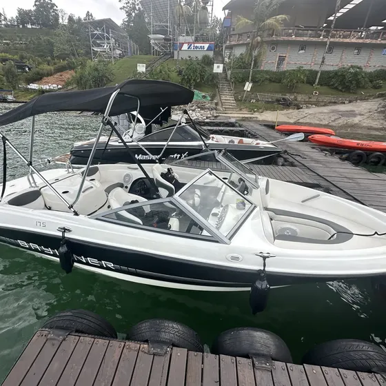 Byliner 175 Pies Motor 135 Hp
