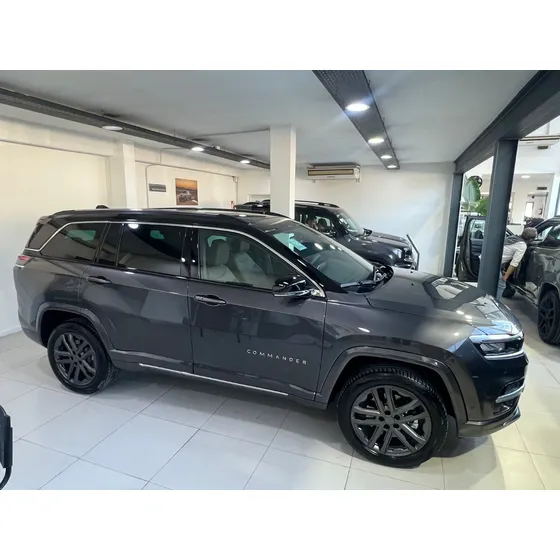 Jeep Commander 2.0 Td380 At9 4x4 7pas Overland