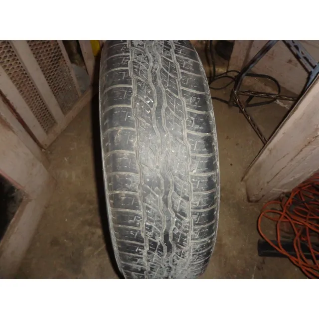 Vendo Llanta Usada Numero 225/65/17 En 30.00 Dolares