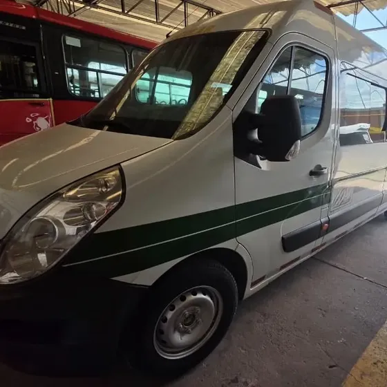 Renault New Master