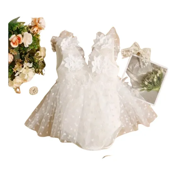Vestido Bautizo Con Flores Y Detalles Bordados