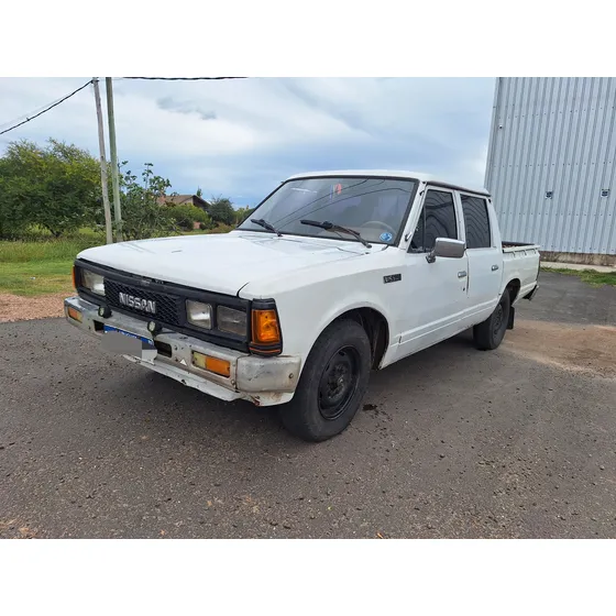 Nissan 720 2.3 Diesel