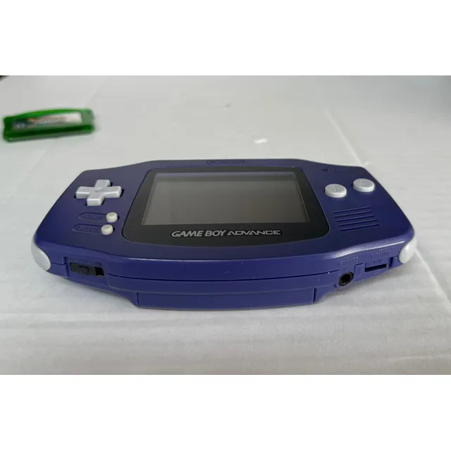 Nintendo Game Boy Advance Violeta