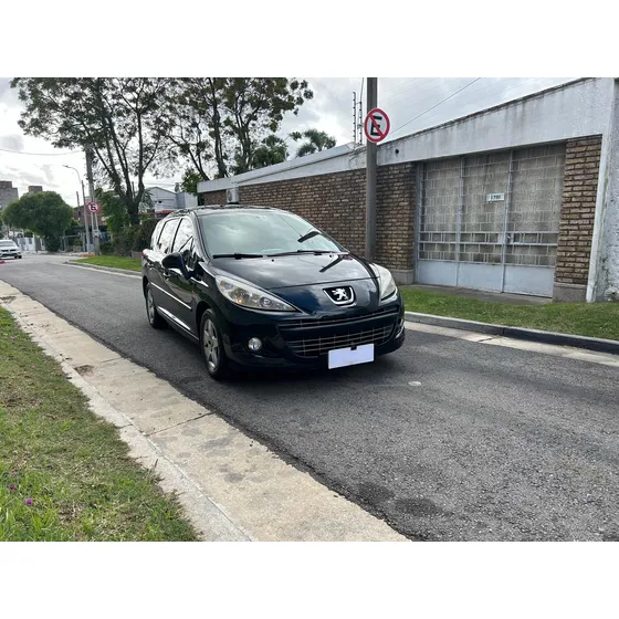 Peugeot 207 1.4 Sw Active