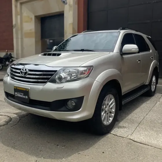 Toyota Fortuner 2014 3.0 Srv Blindada