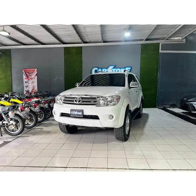 Toyota Fortuner Sr
