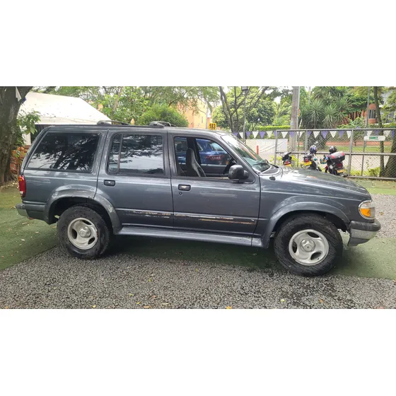 Ford Explorer 4.0 Aventura