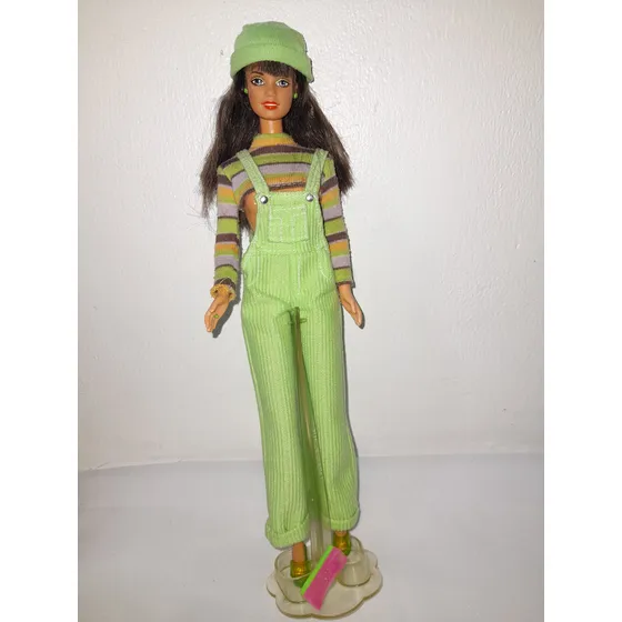 Muñeca Barbie Fashion Castaña Urbana Original