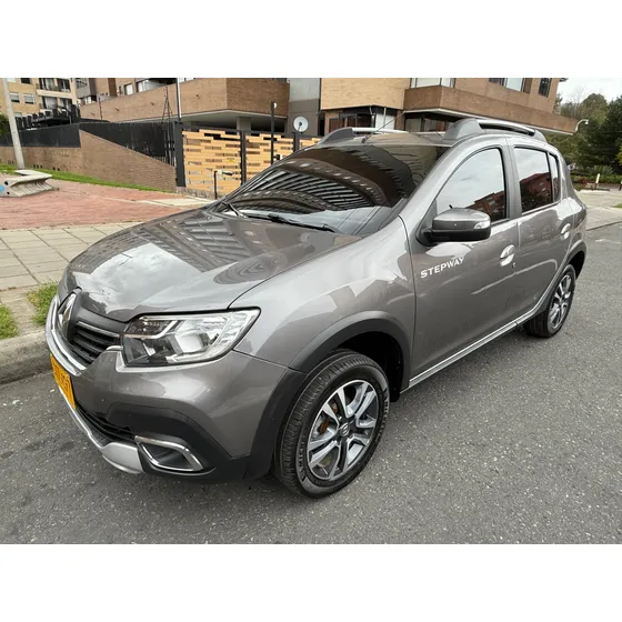 Renault Stepway 1.6 Dynamique / Intens Automática
