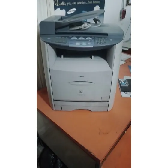 Copiadora Color Marca Canon Mf 8180c Usada ,para Respuesto 