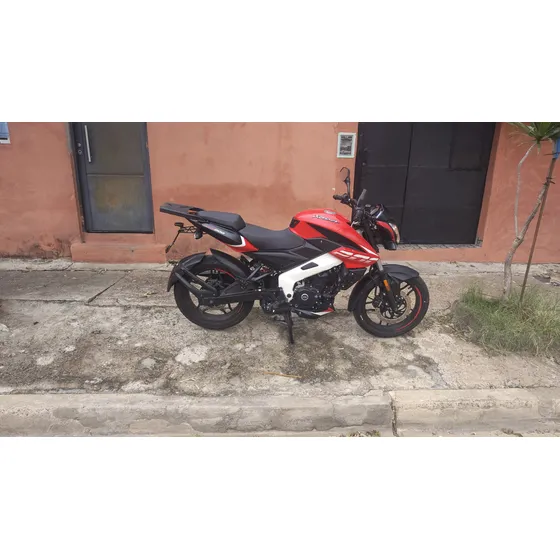 Rouser Ns200