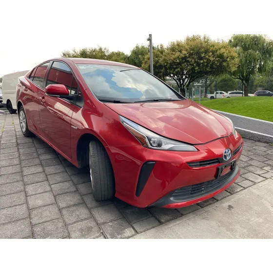 Toyota Prius 1.8 Base Cvt