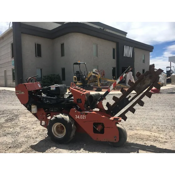 Zanjadora De Cadena Ditch Witch Rt12 Año 2011 Folio 16679
