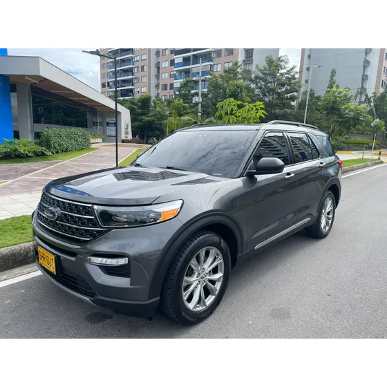 Ford Explorer Xlt