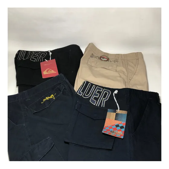 Bermuda Marca Quiksilver ( Tipo Pescador )