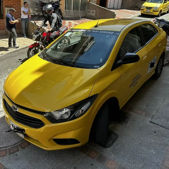 Chevrolet Joy Sedán 2024 1.4 Lt