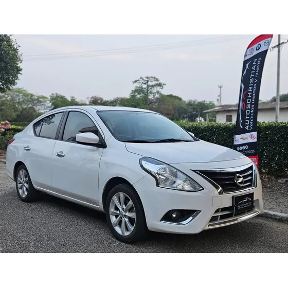 Nissan Versa Advance