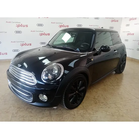 Mini Cooper 1.6 All Black Mt