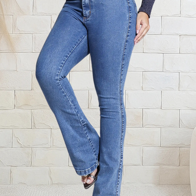 Calca Jeans Feminina Flare Marmorizada com Elastano